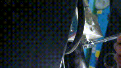 擰松鎖止閥1.gif